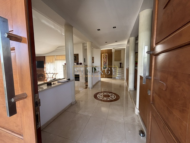 4-bedroom detached house for sale 320 m² in Latsia - Agios Georgios, Nicosia