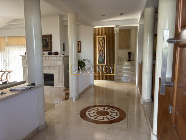 4-bedroom detached house for sale 320 m² in Latsia - Agios Georgios, Nicosia
