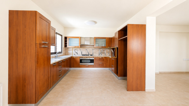 4-bedroom detached house for sale 251 m² in Strovolos - Agios Vasileios, Nicosia